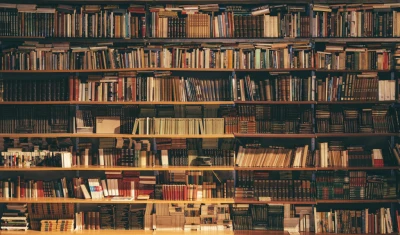 Casa del Libro - Plaza de las Flores